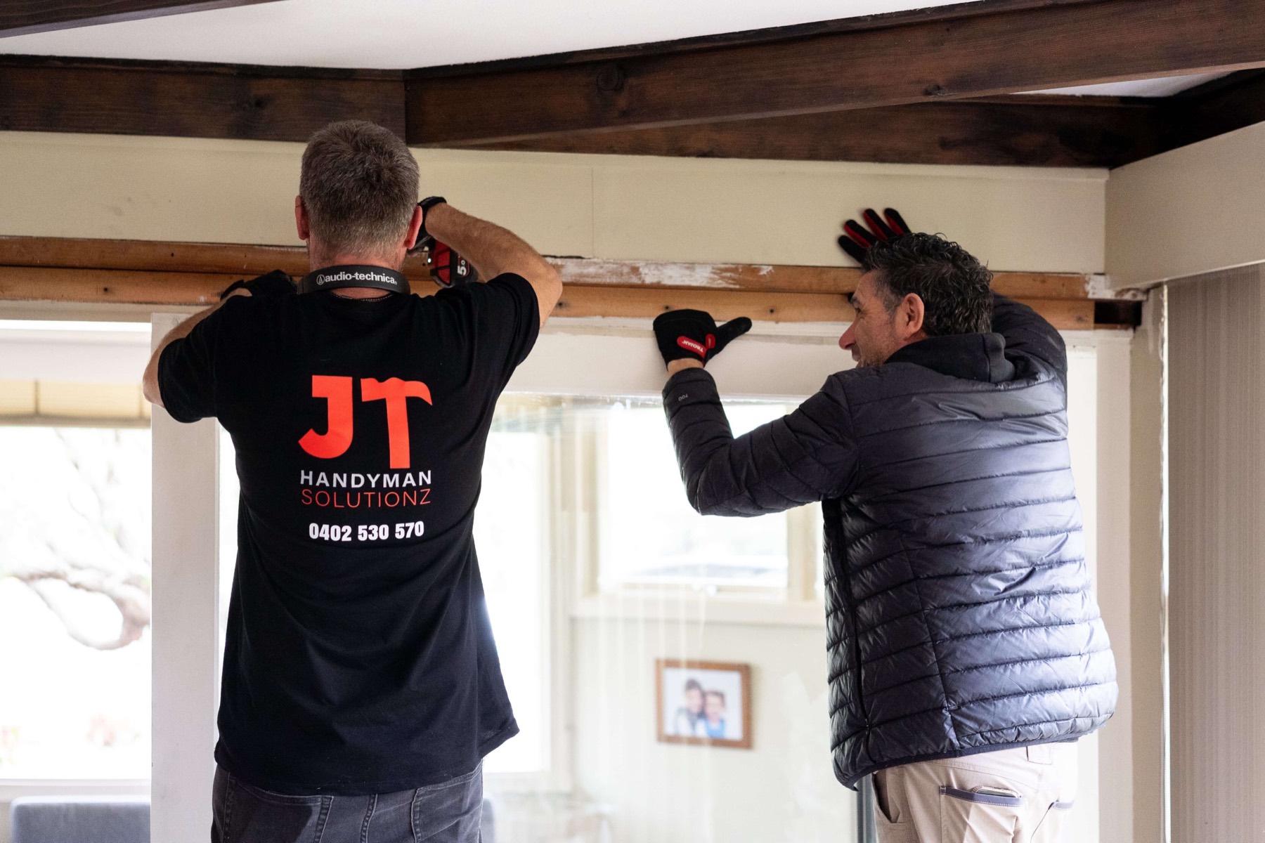JT team documenting a job
