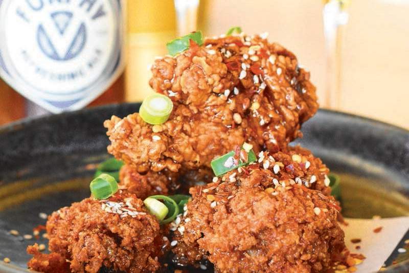 Glazed chicken wings