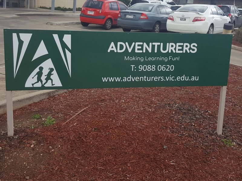 Adventurers Wyndham Vale detail