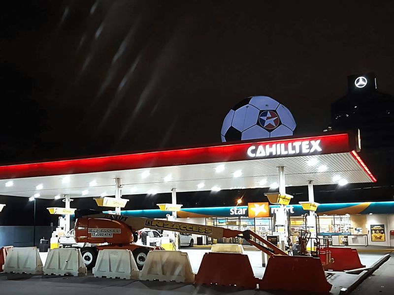 Caltex South Melbourne detail