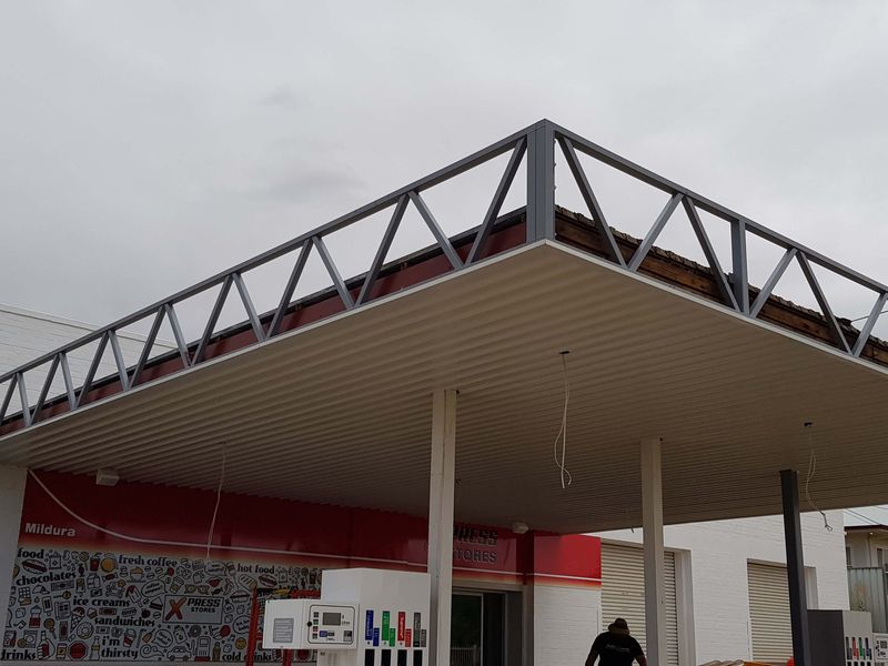 Mobil Ararat and Mildura detail