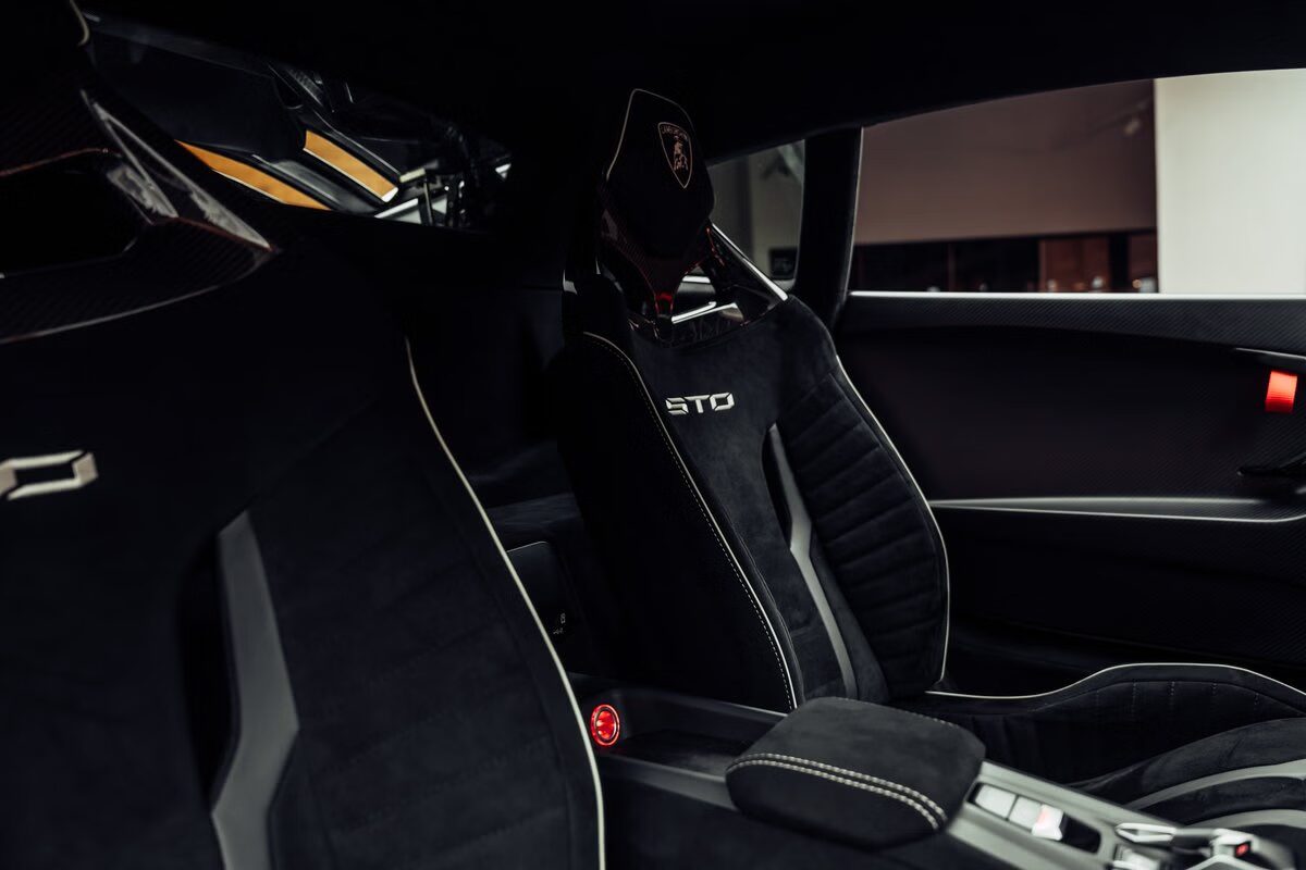 Lamborghini Huracán STO, view 5