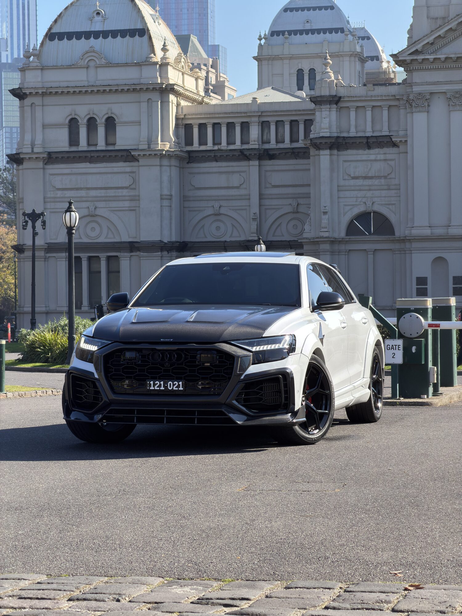 Audi Mansory RS Q8, Royal Exhibition Building, Carlton