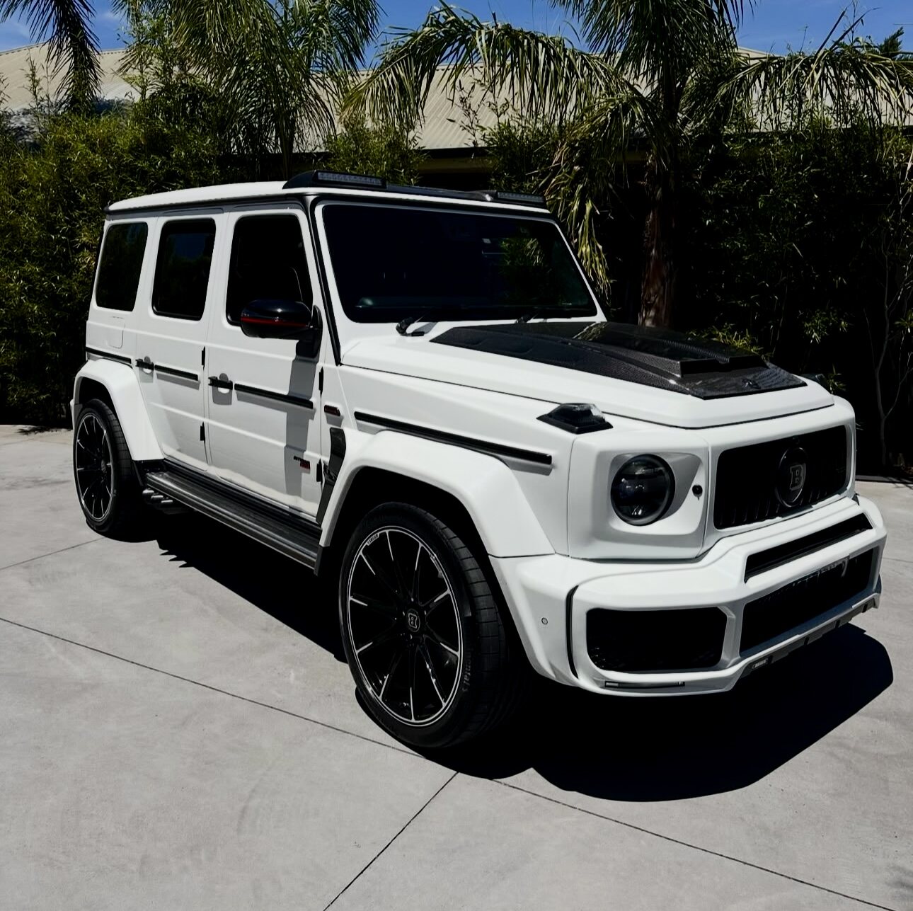 Brabus G900 Rocket, photographed by Ten Stars Cars