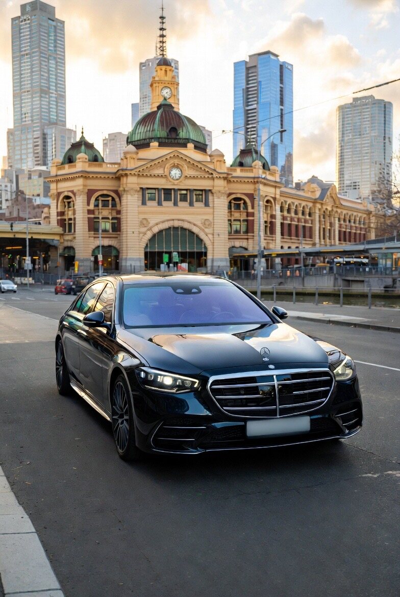 Mercedes Benz S450 4MATIC, photographed by Ten Stars Cars