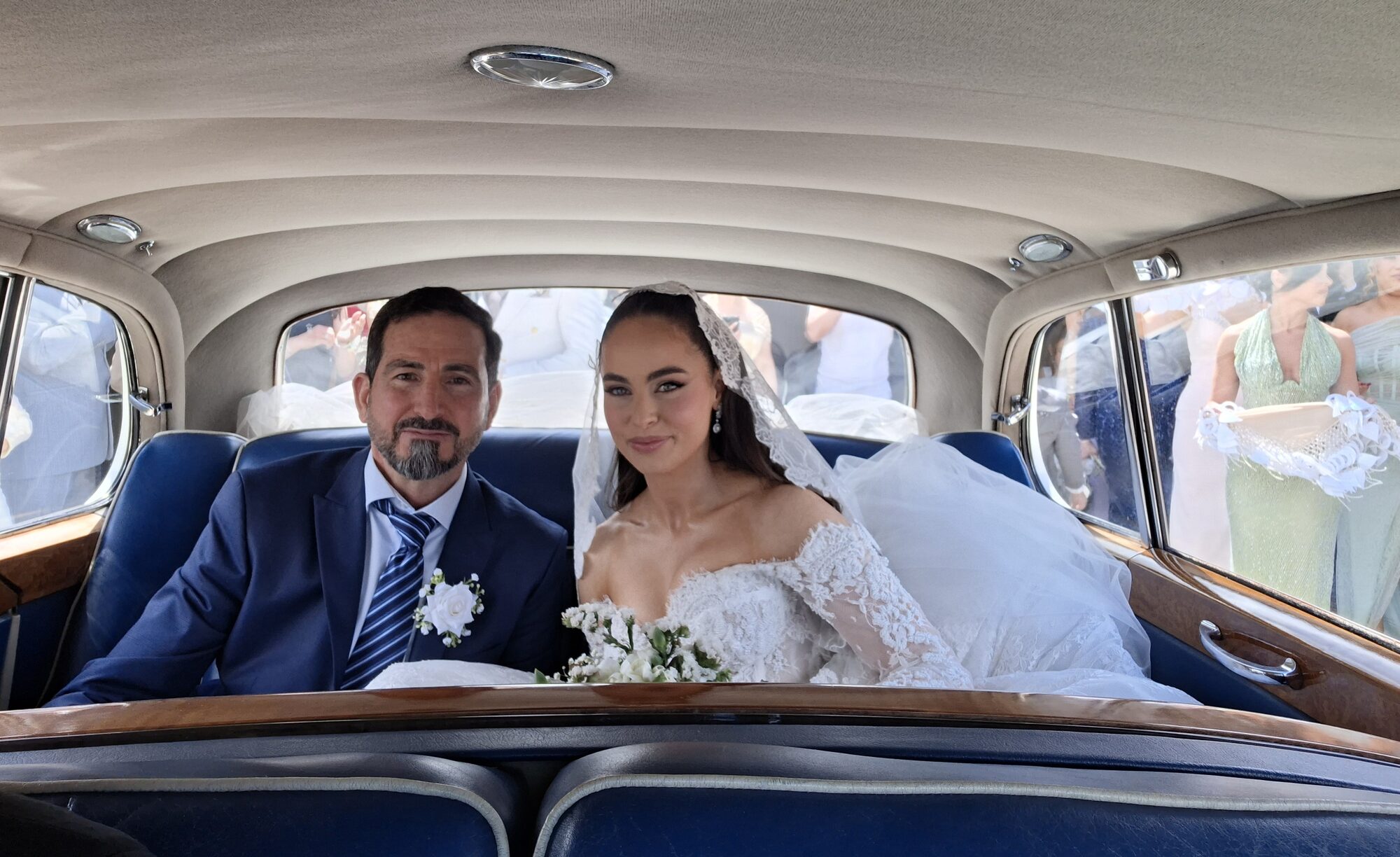 Vintage Rolls Royce, Two tone Rolls Royce, wedding day