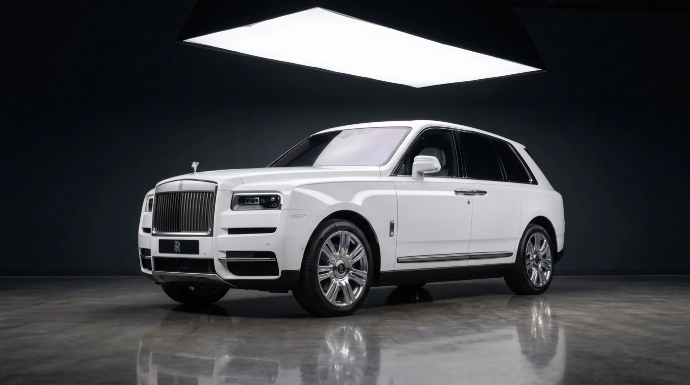 Rolls Royce Cullinan in the Ten Stars Cars showroom