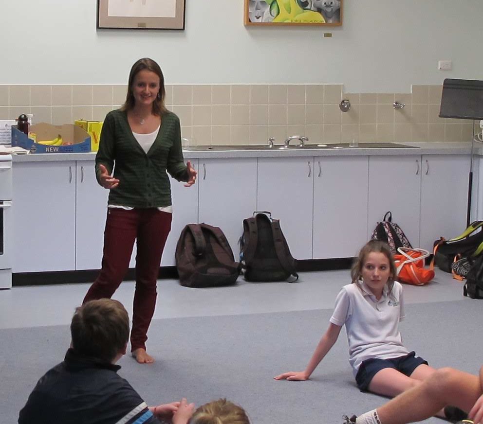 Rachel Macindoe facilitating a group session